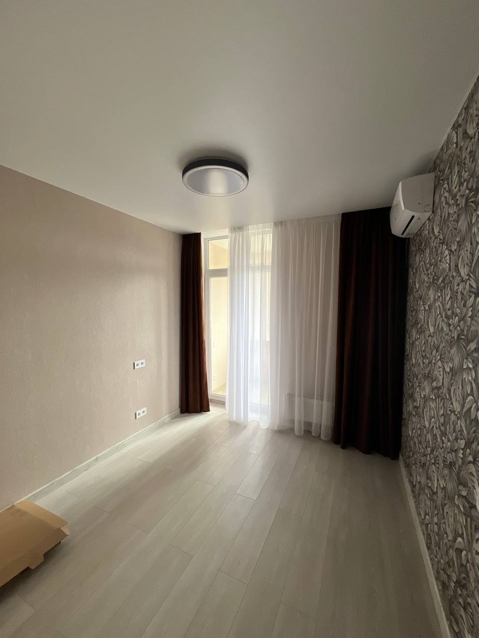 project small image