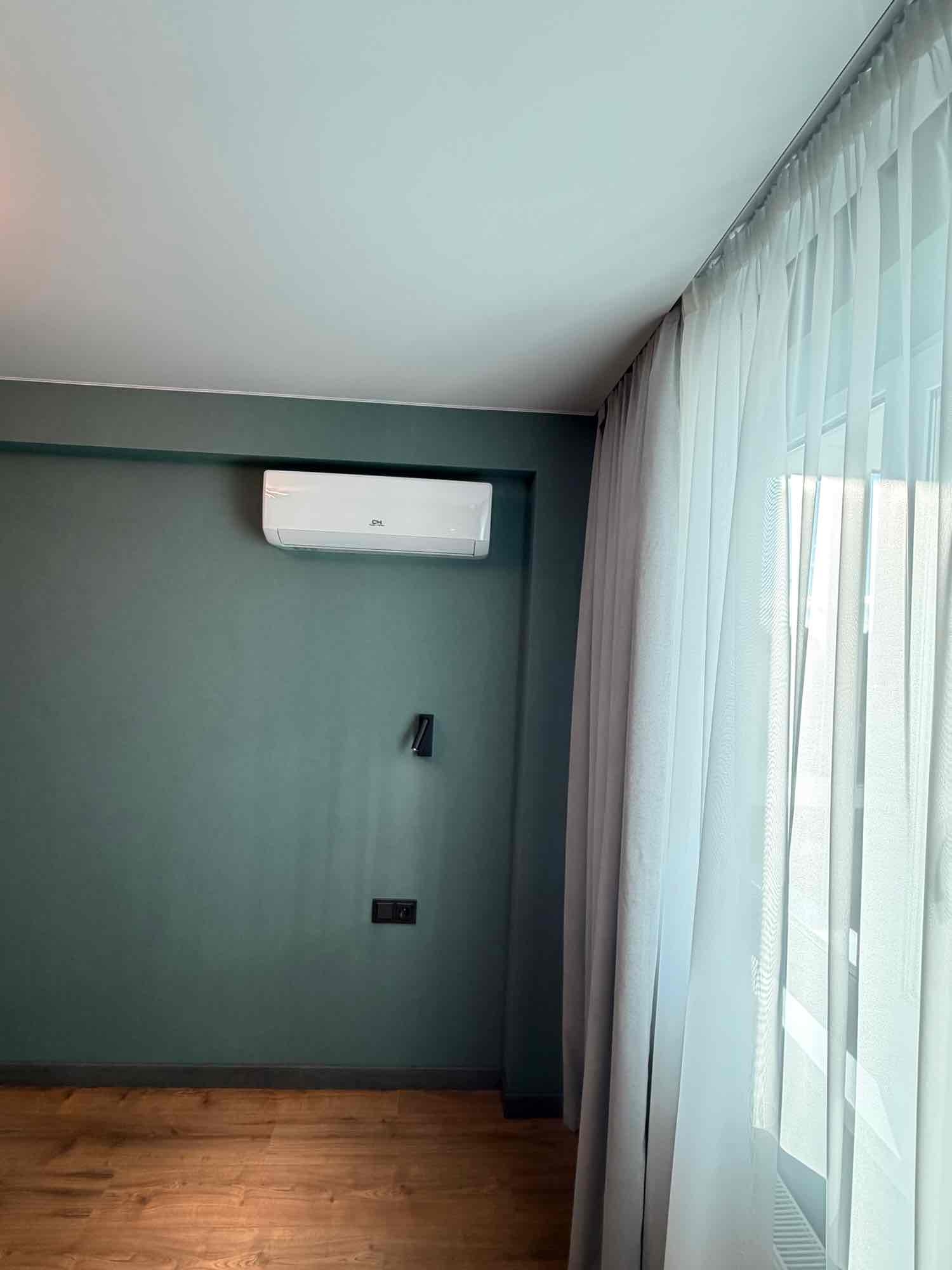 review person photo