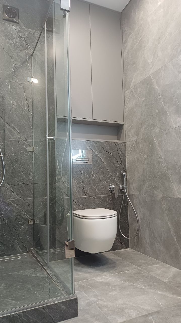 review person photo